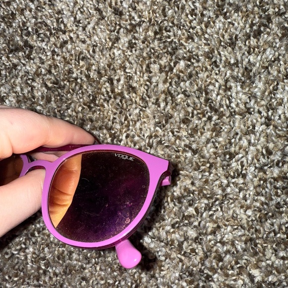 Vogue Sunglasses‎